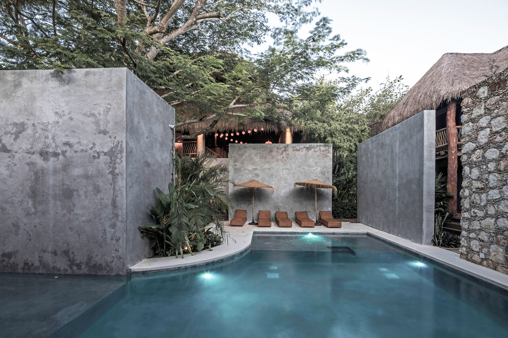 Casa Hormiga, Mexico